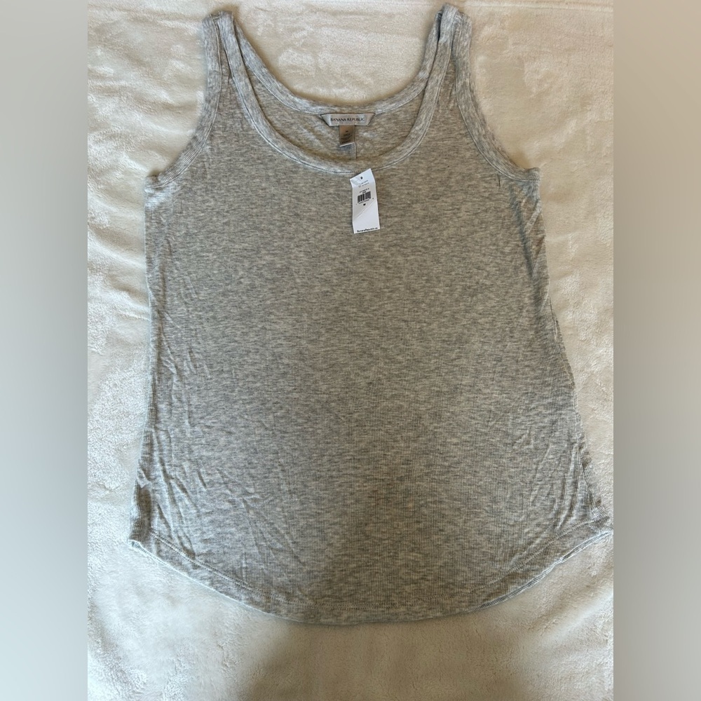 NWT - Women's Gray Ribbed Tank Top